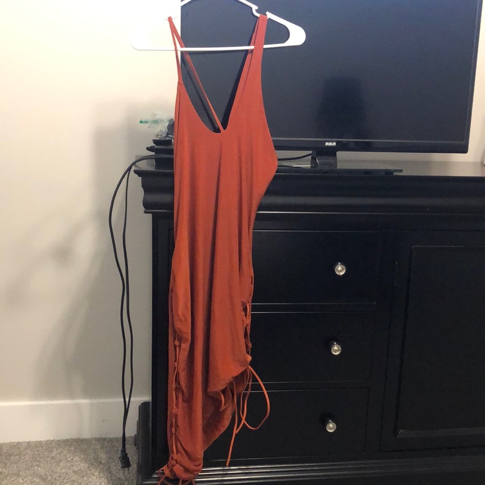 Missyempire lace up side detail midi dress in dark rust